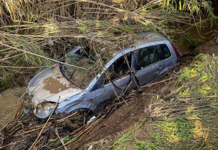 Ηλεία: Ένας νεκρός από την κακοκαιρία - Σοβαρές ζημιές σε καλλιέργειες και σπίτια