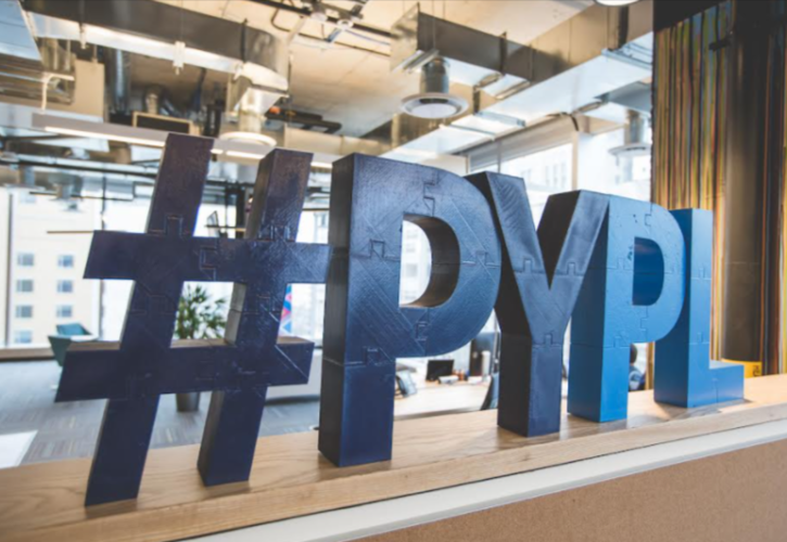 PayPal: Αύξηση εσόδων και αισιοδοξία για το 2023 - Αποχωρεί ο CEO