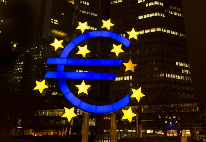 Το τόλμησε η ΕΚΤ: Στο +0,5% η πρώτη αύξηση επιτοκίων μετά από 11 χρόνια