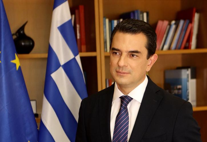 Σκρέκας: Πιθανή η αποζημίωση σε όσους έμειναν χωρίς ρεύμα από την κακοκαιρία