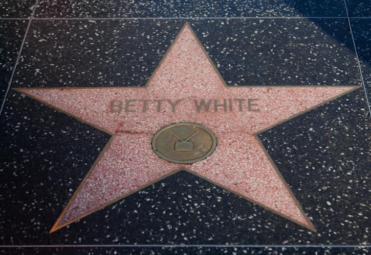 Το Χόλυγουντ έχασε ένα «αστέρι» - Πέθανε η Μπέτι Γουάιτ σε ηλικία 99 ετών
