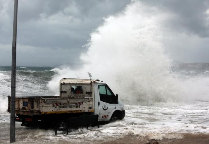 ΔΕΔΔΗΕ: Συνεχίζονται τα προβλήματα ηλεκτροδότησης σε Μαγνησία και Σποράδες