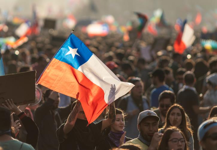 Προεδρικές εκλογές στη Χιλή: Ο υποψήφιος της αριστεράς Γκαμπριέλ Μπόριτς επικράτησε με 56%