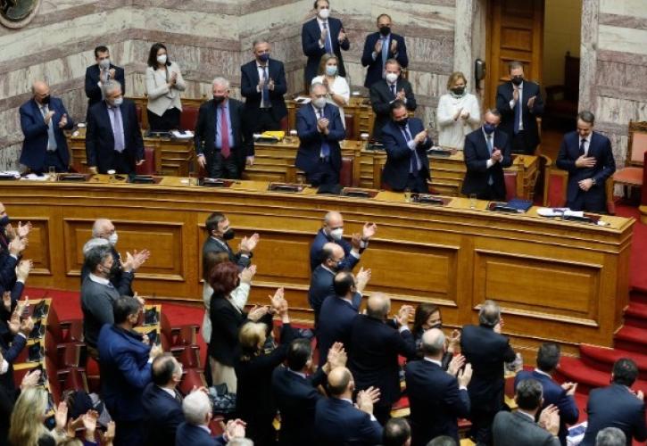 Πρόταση μομφής: Απορρίφθηκε με ψήφους 156 κατά