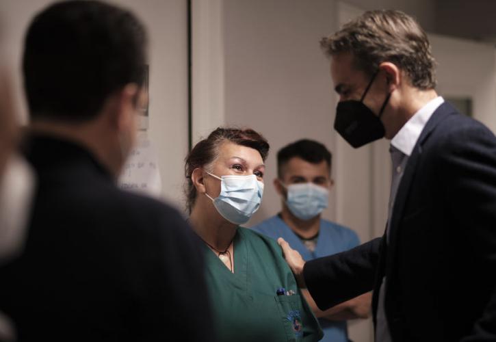 Το Νοσοκομείο «Σωτηρία» επισκέφτηκε ο πρωθυπουργός Κυρ. Μητσοτάκης