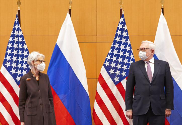 Οι άκαρπες συνομιλίες των ΗΠΑ και Ρωσίας πυκνώνουν τα «σύννεφα» πάνω από την Ευρώπη