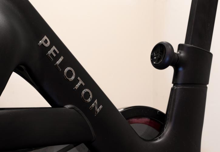 ΗΠΑ: Συμφωνία Peloton για ποδήλατα γυμναστικής σε κάθε ξενοδοχείο Hilton - Κέρδη για τη μετοχή