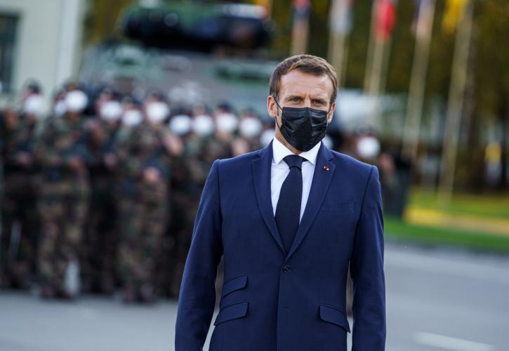 Γαλλία: Ο Μακρόν «ποντάρει» στην αστυνομοκρατία, εν όψει των προεδρικών εκλογών