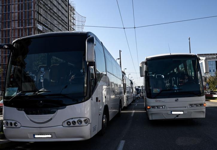 Διπλή κινητοποίηση στα Χανιά: Από αγρότες και ιδιοκτήτες τουριστικών λεωφορείων