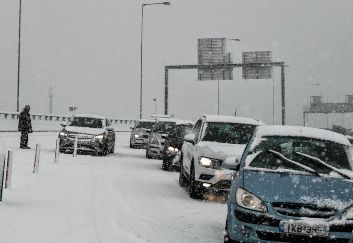 Συγγνώμη από την Αττική Οδό - Αποκλειστικό μέλημα ο απεγκλωβισμός και η ασφάλεια όλων των οδηγών