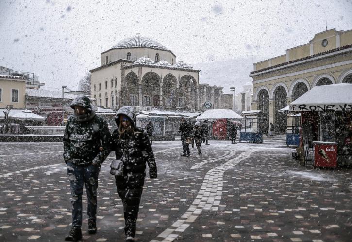 Κακοκαιρία «Μπάρμπαρα»: Νέα σύσκεψη υπό τον Στυλιανίδη εν μέσω επέλασης του χιονιά