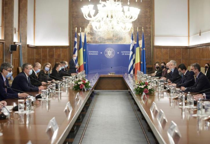 Σκρέκας: Η ενίσχυση της ενεργειακής ασφάλειας στο επίκεντρο της συνάντησης με τον Ρουμάνο ΥΠΕΝ