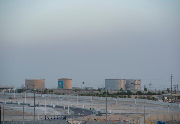 Aramco: Σταματούν λόγω ενεργειακής μετάβασης τα σχέδια επέκτασης της παραγωγής πετρελαίου