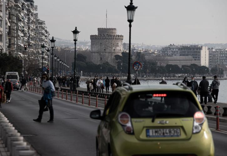 Θεσσαλονίκη: Εργασίες ασφαλτόστρωσης στο κέντρο της πόλης της Κυριακή