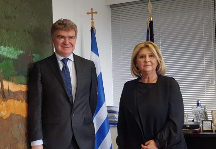 Μεταναστευτικό: Οι καλές πρακτικές της Ελλάδας στο επίκεντρο της συνάντησης Βούλτεψη - Nava