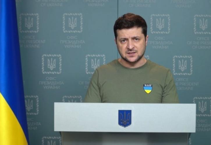 Ζελένσκι: «Πρέπει να παραδεχτούμε ότι η Ουκρανία δεν θα μπορέσει να ενταχθεί στο ΝΑΤΟ»