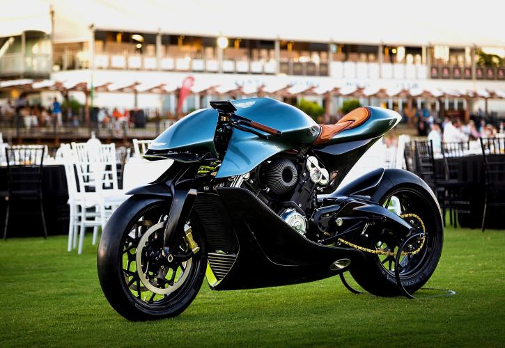 Το πρώτο superbike της Aston Martin είναι επιτέλους πραγματικότητα