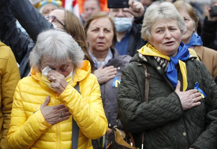 Ουκρανία: Ρωσικές δυνάμεις άνοιξαν πυρ σε διαδηλωτές της κατεχόμενης πόλης Νόβα Κακχόβκα