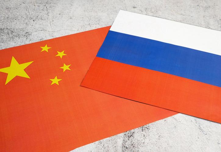 Ρωσία: Aναμένει το εμπόριο της με τη Κίνα να φτάσει στα 200 δισ. δολάρια από το 2024