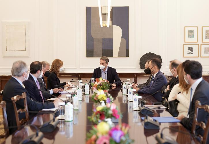 Η στρατηγική αυτονομία της Ευρώπης στη συνάντηση Μητσοτάκη με την Ένωση Ελλήνων Εφοπλιστών