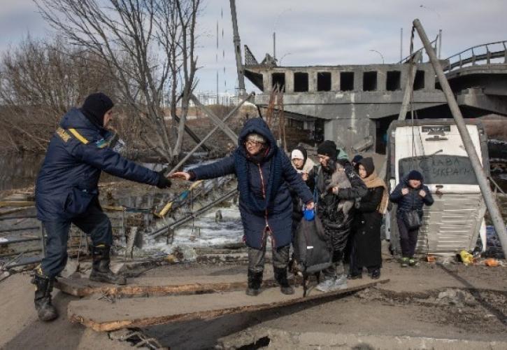 Ουκρανία: Απομακρύνει αμάχους από το Ντονμπάς- «Πιο φρικτή» η κατάσταση στην Μποροντιάνκα από ότι την Μπούτσα