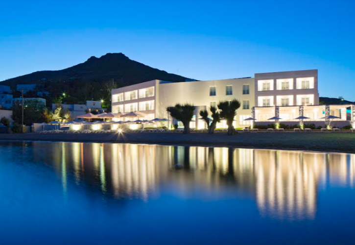 Το SMERemediumCap εξαγόρασε το ξενοδοχείο Patmos Aktis Suites & SPA