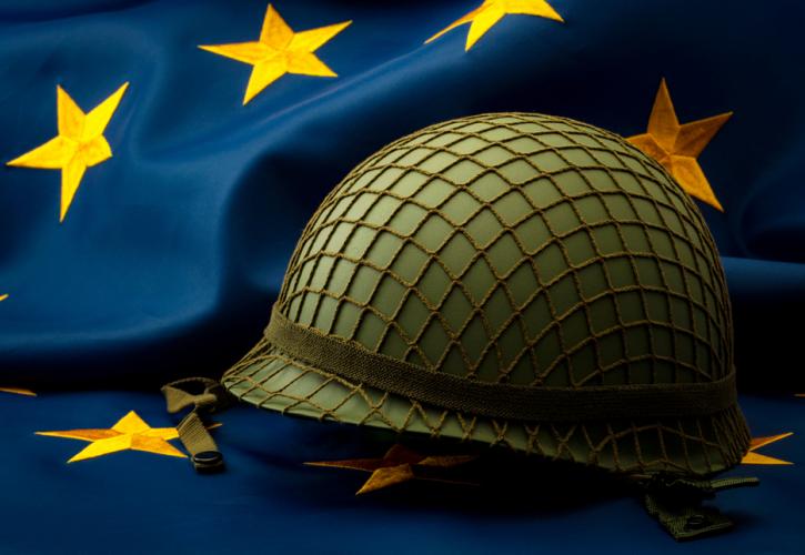 Κοινές αμυντικές προμήθειες μισού δισ. σε 2 χρόνια στην ΕΕ αποφάσισε η Κομισιόν