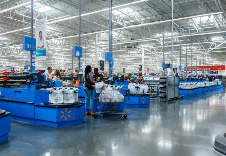 Απώλειες για τη μετοχή της Walmart, καθώς ενέργεια και ακρίβεια περιόρισαν τα κέρδη