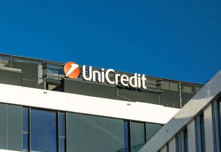 UniCredit: Ανάπτυξη 4,3% αναμένει για την Ελλάδα φέτος - Σε πτωτική τροχιά το χρέος, υψηλές αβεβαιότητες