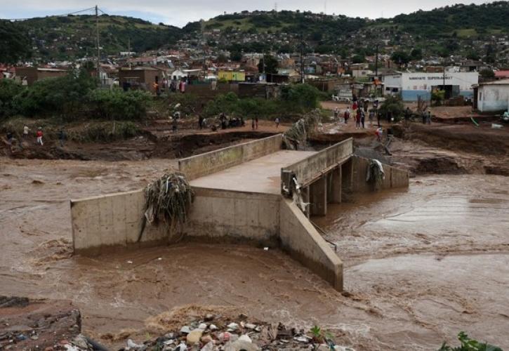 Πλημμύρες στη Νότια Αφρική: Πάνω από 340 οι νεκροί