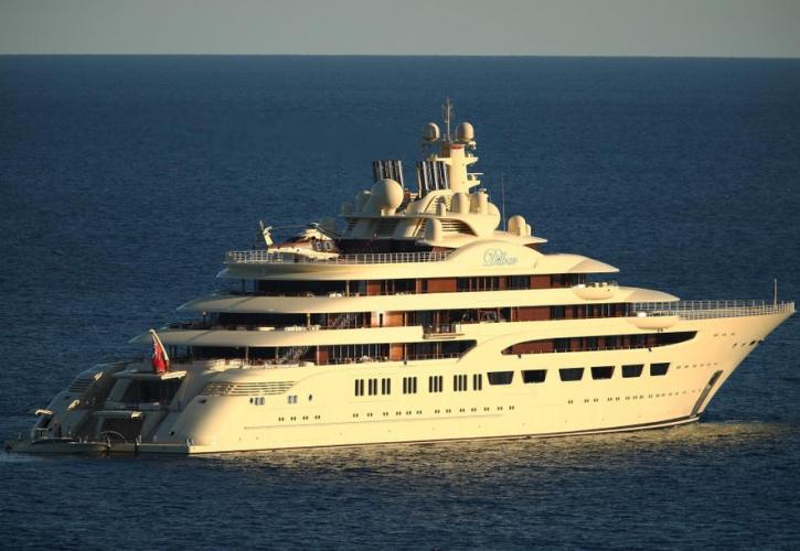 Γερμανία: Κατασχέθηκε το μεγαλύτερο super yacht στον κόσμο - Ανήκει στον μεγιστάνα Ουσμάνοφ