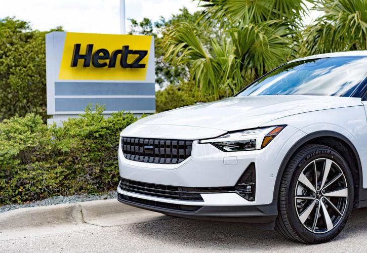 Hertz: Θα αποκτήσει 65.000 ηλεκτρικά Polestar μέσα σε μία πενταετία