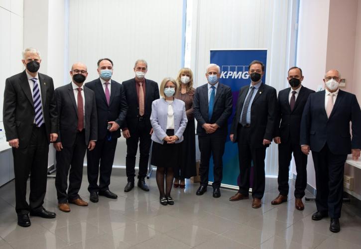 Μνημόνιο συνεργασίας μεταξύ ΟΠΑ και KPMG