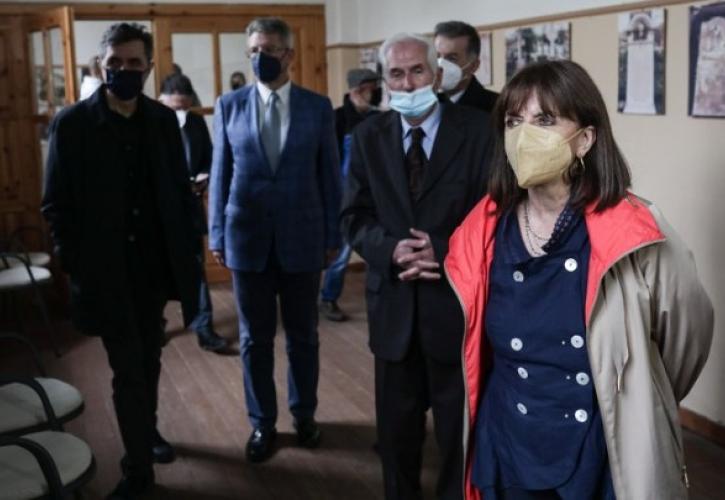 Στις εορταστικές εκδηλώσεις για τα 200 χρόνια από το Ολοκαύτωμα της Νάουσας η ΠτΔ
