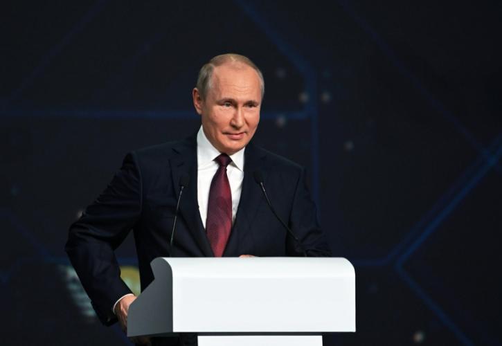 Πούτιν: Ορισμένες χώρες της ΕΕ δεν μπορούν να απεξαρτηθούν από το ρωσικό πετρέλαιο