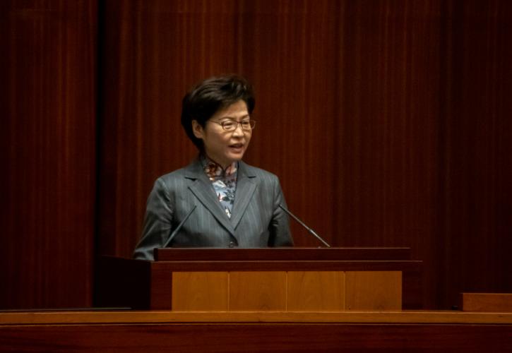Χονγκ Κονγκ: Η Κάρι Λαμ δεν θα διεκδικήσει δεύτερη θητεία