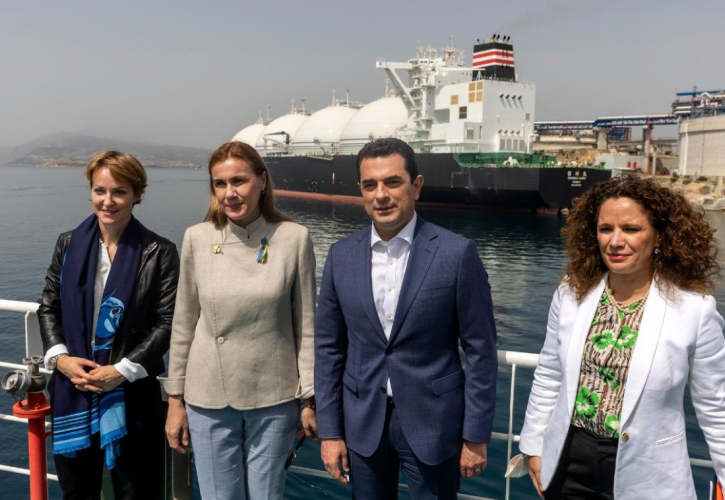 Κομισιόν: Καίριος ο ρόλος της Ελλάδας στον εφοδιασμό της ΕΕ με φυσικό αέριο