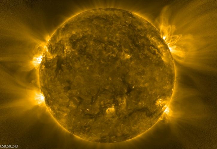 Αστρονομία: Το Solar Orbiter τράβηξε κοντινές φωτογραφίες του Ήλιου, αποκάλυψε έναν «ηλιακό σκαντζόχοιρο»