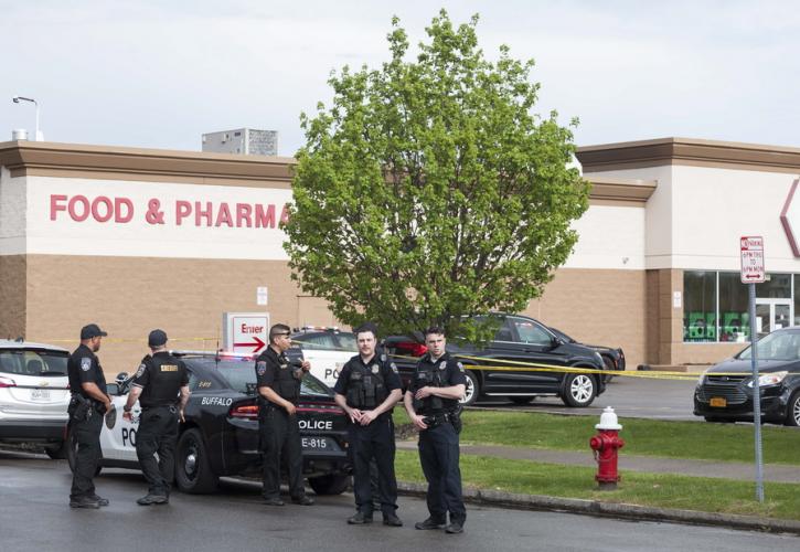 ΗΠΑ: Ένοπλη επίθεση σε σούπερ μάρκετ στο Μπάφαλο - Δέκα νεκροί