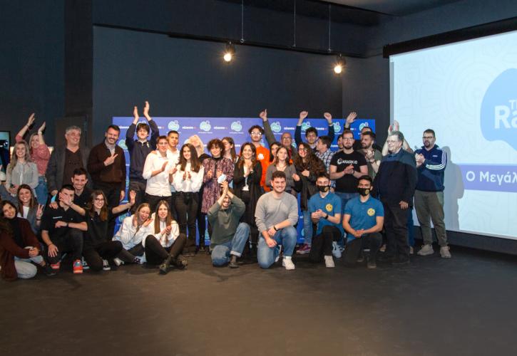 «Plaisiobots - The Race»: Ο 1ος Διαγωνισμός Ρομποτικής στέλνει 9 μαθητές και φοιτητές στο MIT!