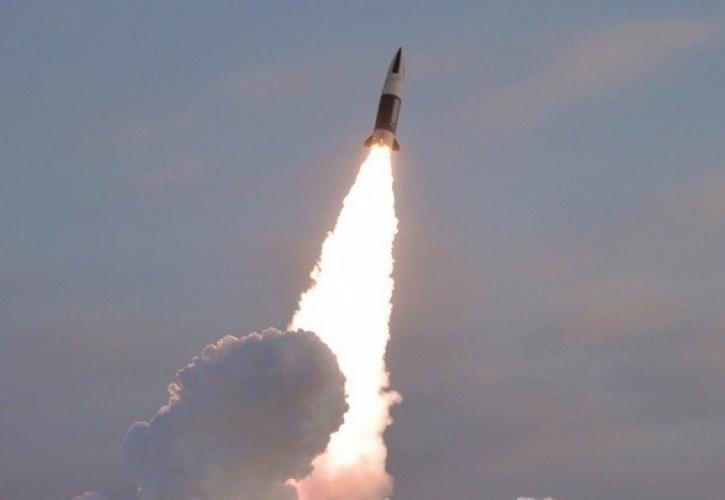 Β. Κορέα: Εκτόξευσε ομοβροντία βαλλιστικών πυραύλων