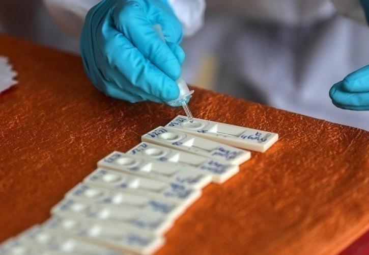 Covid-19: 1 στους 3 που νοσούν μπορεί να εμφανίσει μακροχρόνια συμπτώματα
