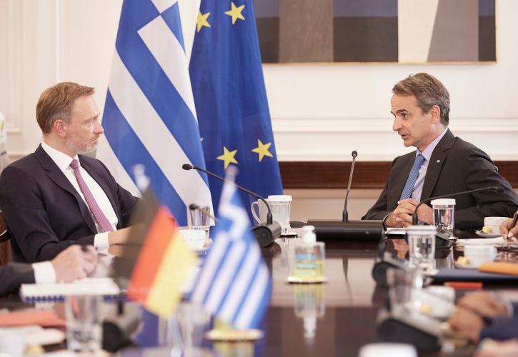 Μητσοτάκης - Λίντνερ: Στόχος της Ελλάδας παραμένει η επιστροφή στην επενδυτική βαθμίδα