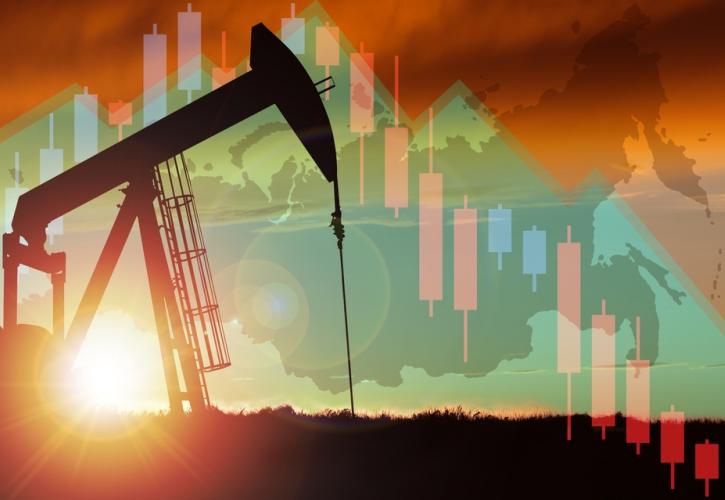Πετρέλαιο: Η ενίσχυση των αποθεμάτων καυσίμων έριξε τις τιμές - «Άγγιξαν» χαμηλό έτους WTI και brent