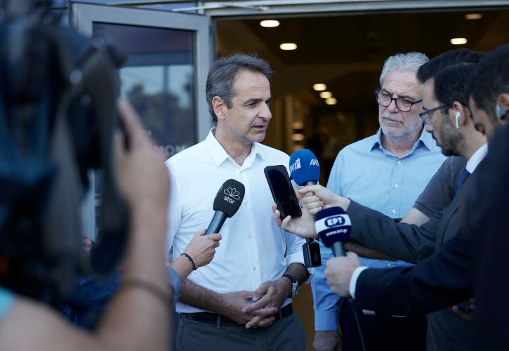 Μητσοτάκης: Το κράτος θα σταθεί δίπλα στους πληγέντες - Δεν αποκλείεται ο εμπρησμός στην Πεντέλη