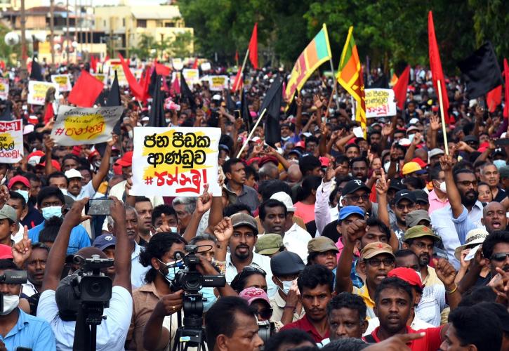 Σρι Λάνκα: Συγκέντρωση φοιτητών διαλύεται έπειτα από την απαγόρευση των διαδηλώσεων