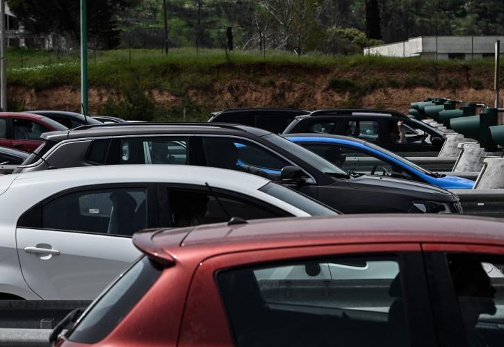 Αυτοκίνητο: Οι εταιρικοί στόλοι αντιπροσωπεύουν το 58% των νέων πωλήσεων και το 74% των εκπομπών ρύπων