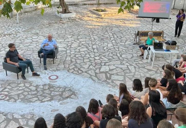 Μ. Παπαδόπουλος: «Πράσινη» μετακίνηση και οδική ασφάλεια σε ομιλία του υφυπ. Μεταφορών σε κατασκήνωση