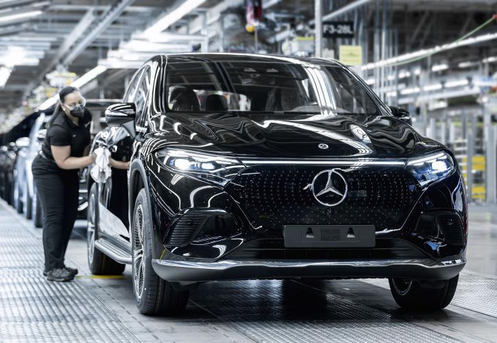 Mercedes EQS SUV: Άρχισε η παραγωγή του ηλεκτρικού μοντέλου στις ΗΠΑ