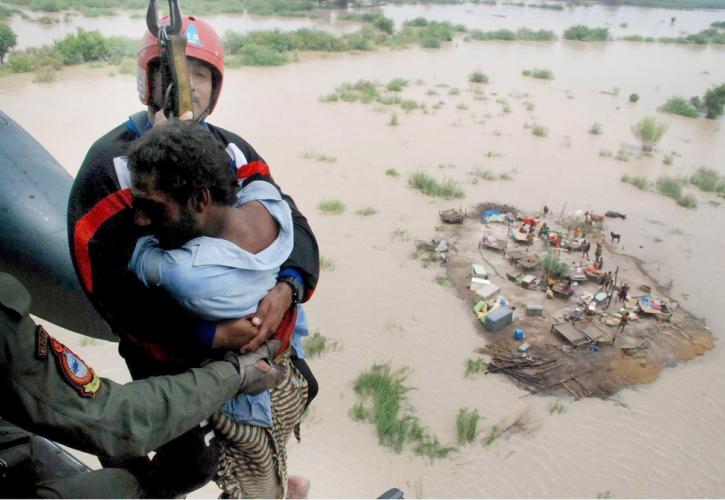 Πακιστάν-πλημμύρες: Έκκληση του ΟΗΕ για βοήθεια 160 εκατ. δολαρίων - 1.136 νεκροί